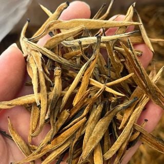 Wholesale 500g Golden Needle Yunnan Black Tea | Bustan.store