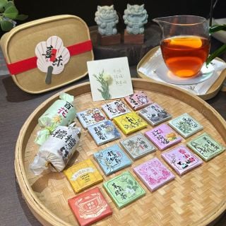 18-Variety Mini Tea Cake Sampler Set (30 Count) | Bustan.store