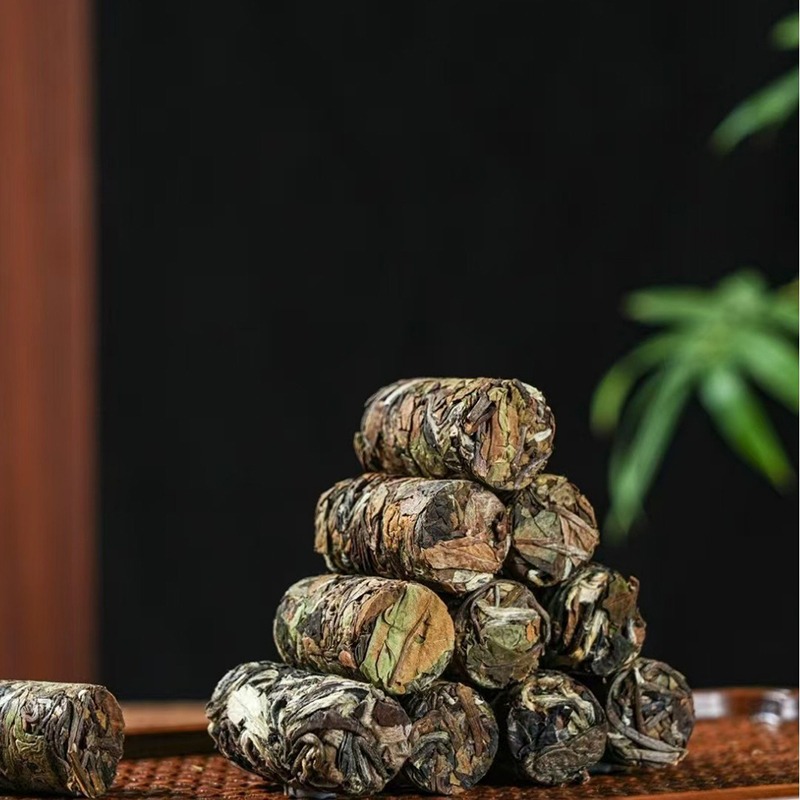Wholesale 500g Yunnan Moonlight White Tea (Candy-Wrapped Form) | Bustan.store